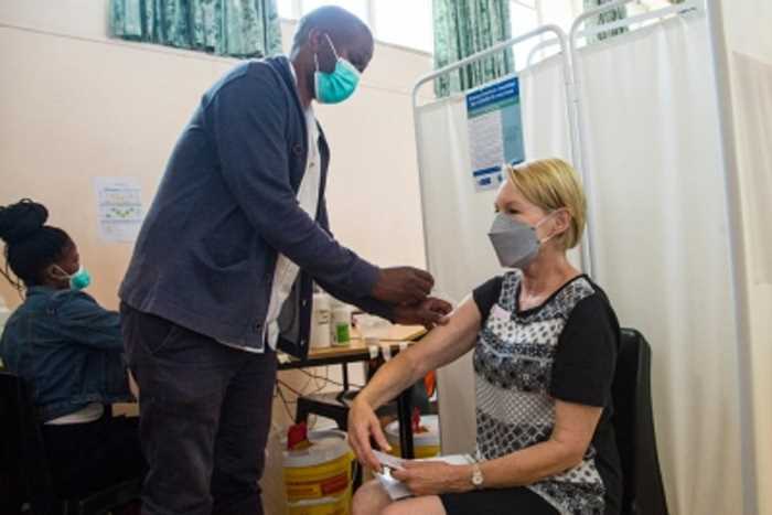 अफ्रीका में कोविड-19 के मामले 11 करोड़ के पार अफ्रीका में कोविड-19 के मामले 11 करोड़ के पार